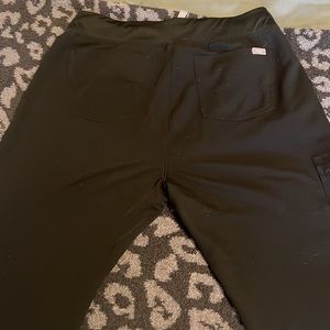 I have so many black the mediums don’t fit they’re MEDIUM TALL